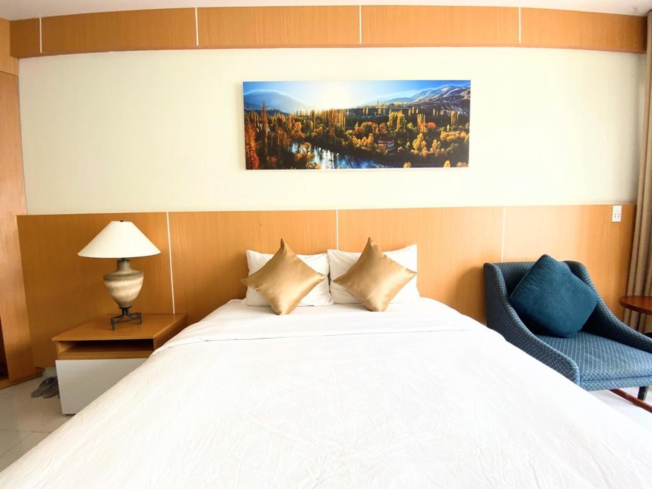Conson Hotel Chi Khu Co Ong Экстерьер фото
