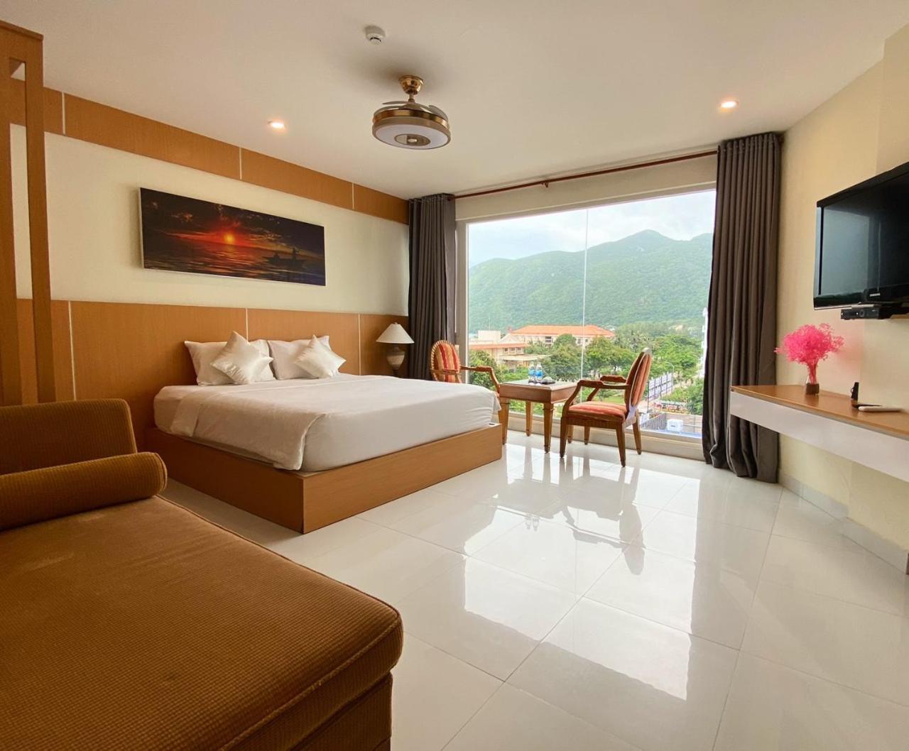 Conson Hotel Chi Khu Co Ong Экстерьер фото