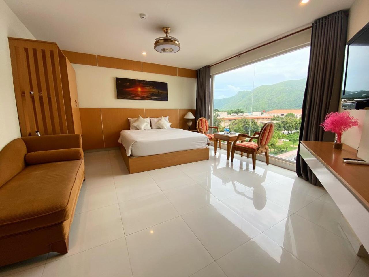 Conson Hotel Chi Khu Co Ong Экстерьер фото