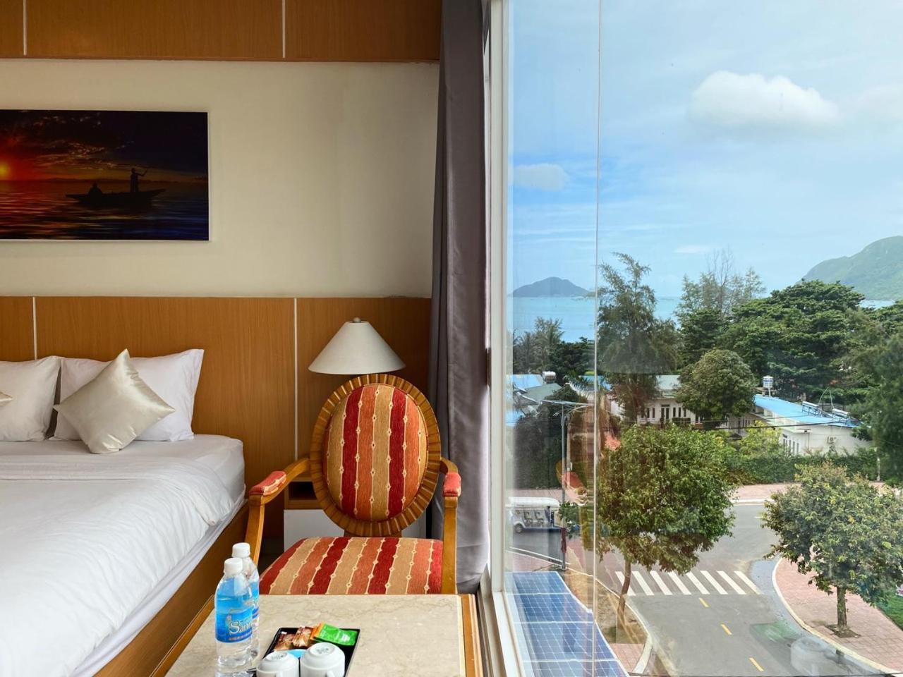 Conson Hotel Chi Khu Co Ong Экстерьер фото