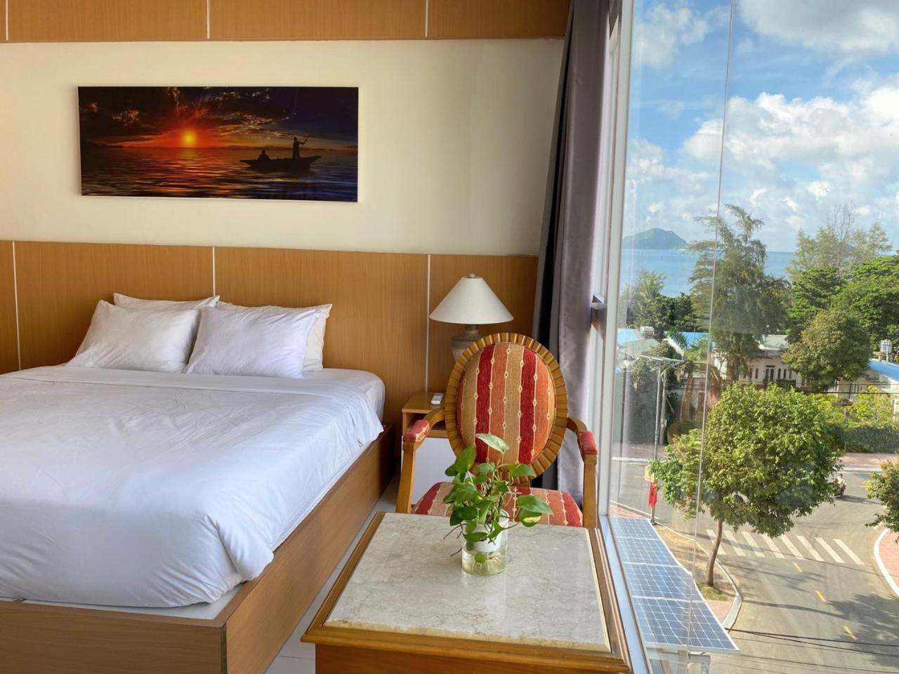 Conson Hotel Chi Khu Co Ong Экстерьер фото