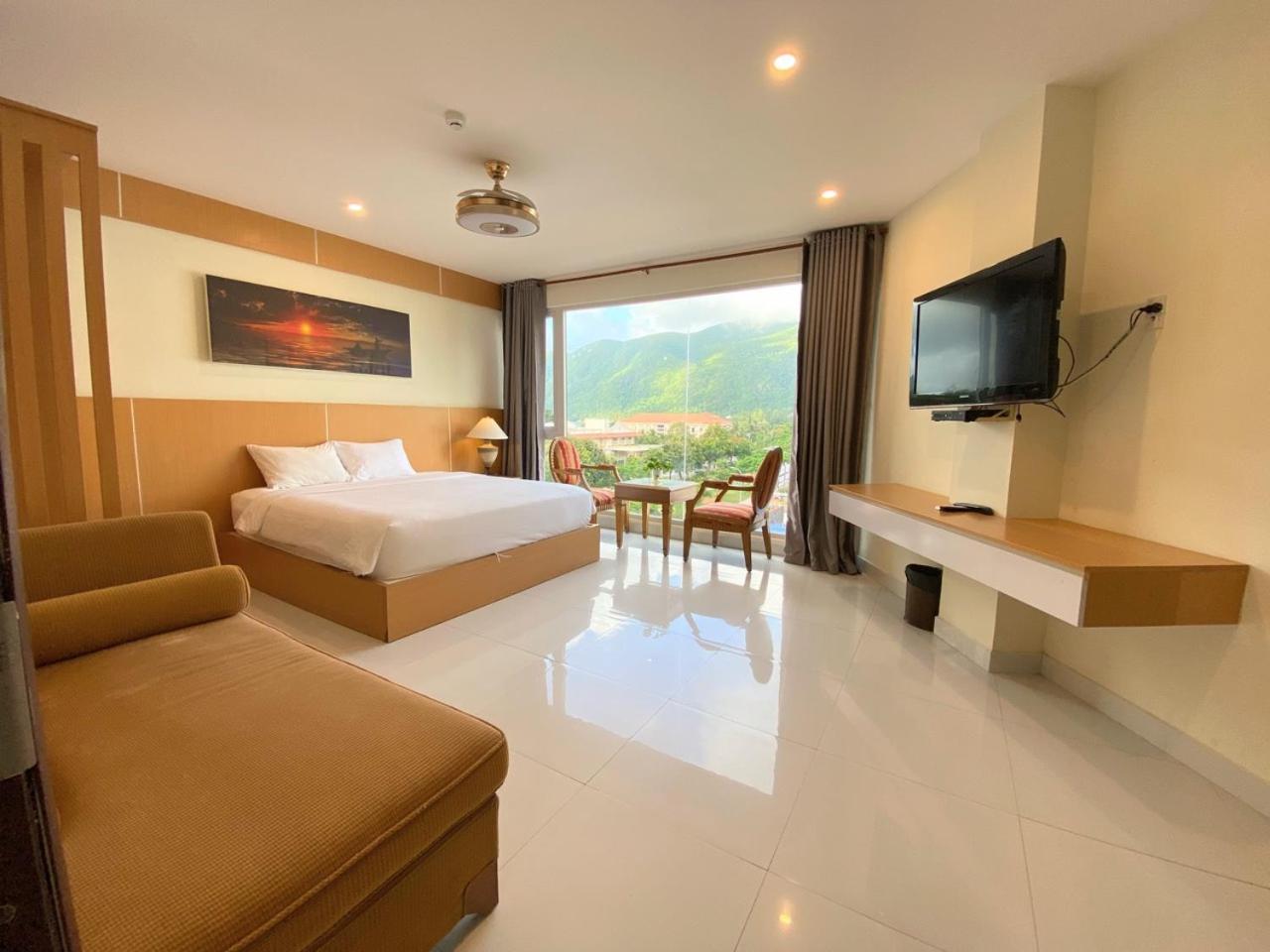 Conson Hotel Chi Khu Co Ong Экстерьер фото