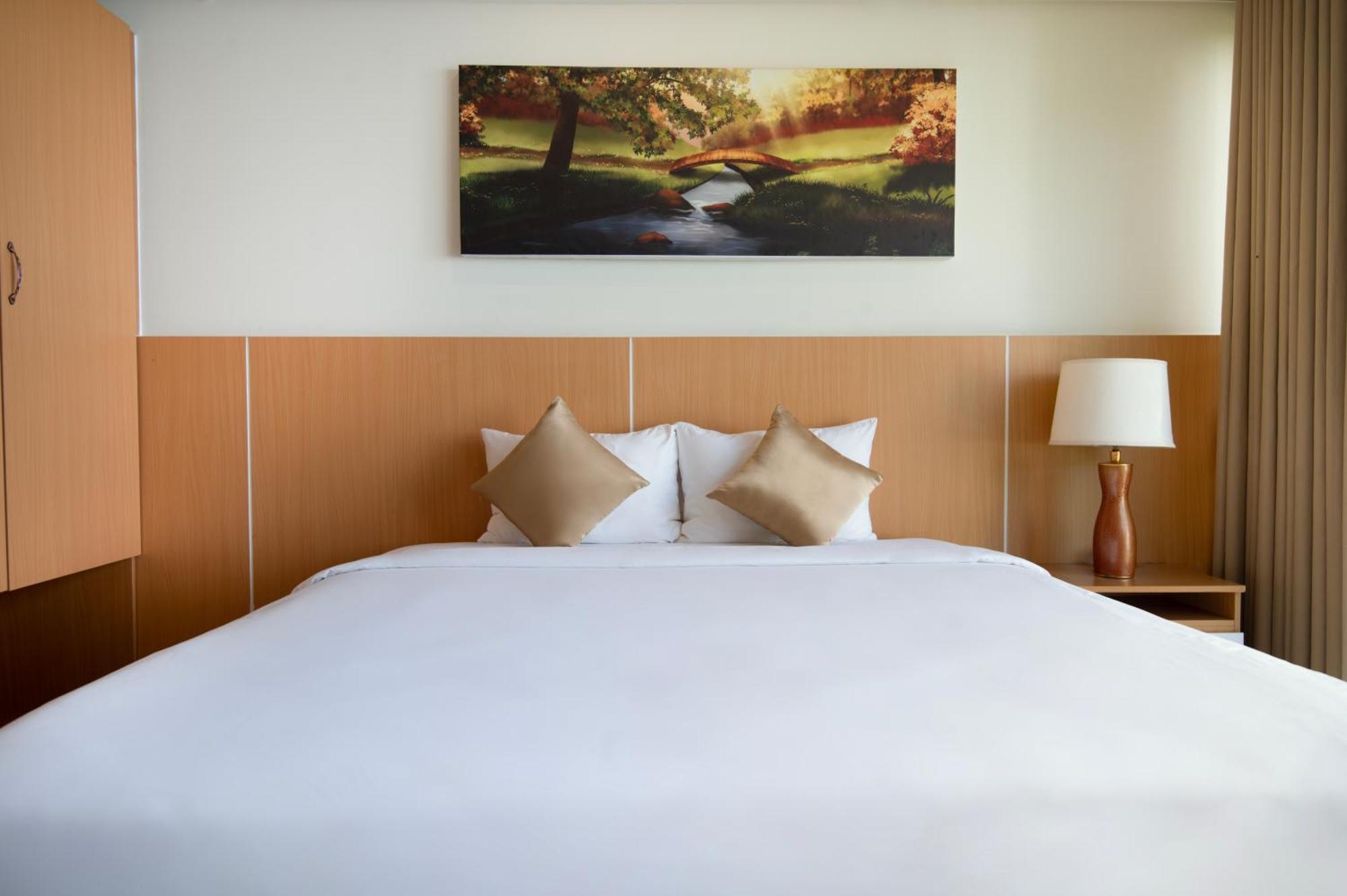 Conson Hotel Chi Khu Co Ong Экстерьер фото